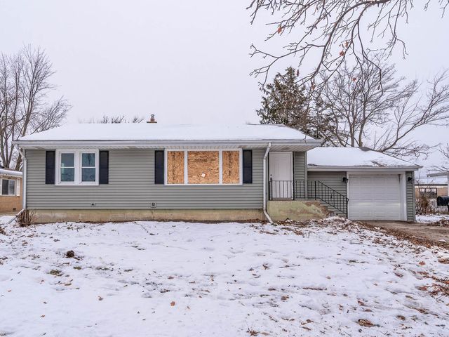 409 N  Iowa Ave, Villa Park, IL 60181
