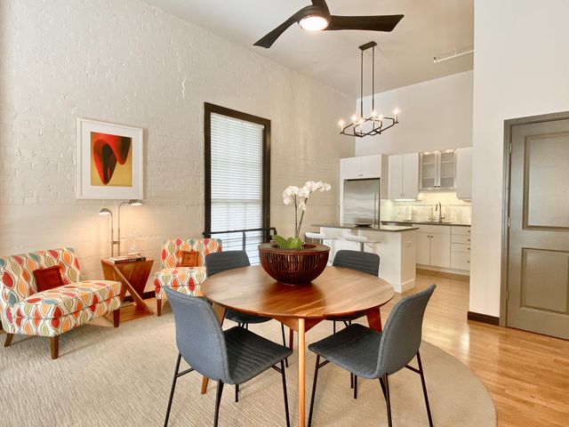 301 Central Ave  NE #113, Albuquerque, NM 87102