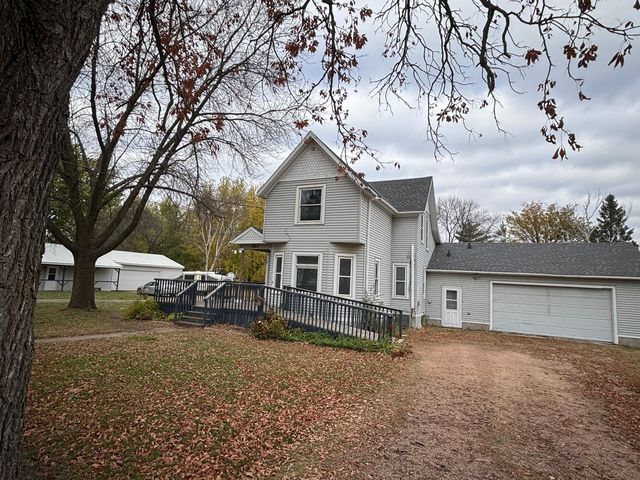 311 Front St E, Redwood Falls, MN 56283