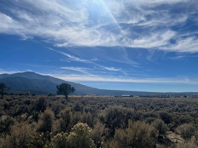 Llano Rd, Questa, NM 87556