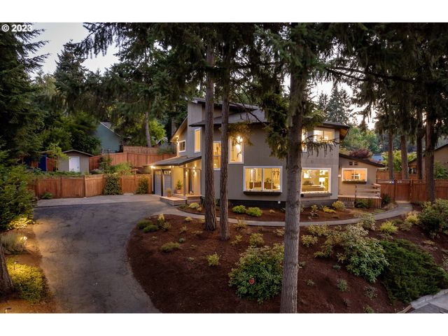 2466 Panorama Dr, Eugene, OR 97405