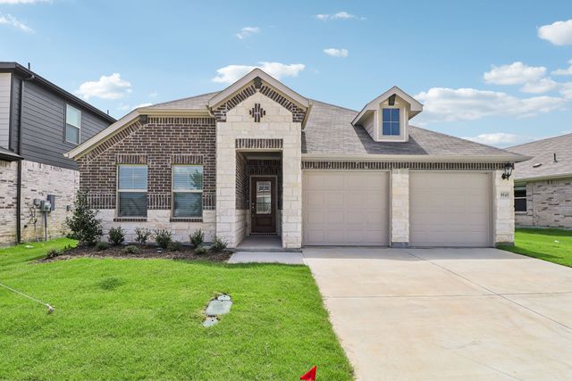 9545 Rattlesnake Trl, Fort Worth, TX 76036