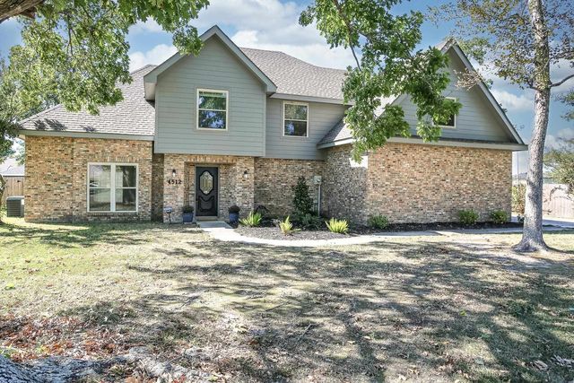 4512 E  Quail Hollow Dr, Lake Charles, LA 70605