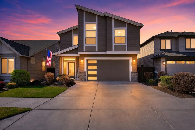 3730 SW Badger Ct, Redmond, OR 97756