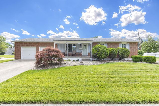 747 Hunt Valley Dr, Reynoldsburg, OH 43068