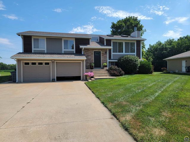 2932 Sonora Dr, Emporia, KS 66801
