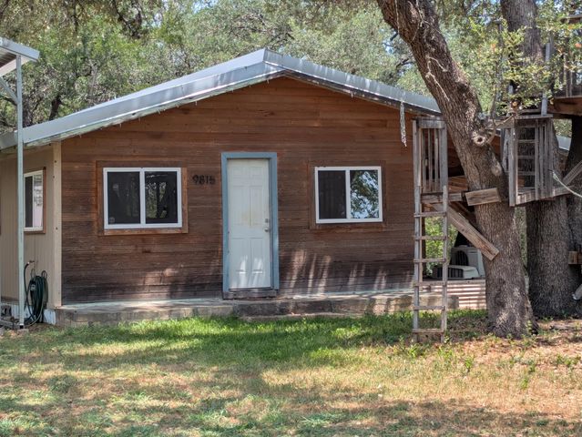 9815 Trails End Rd, Leander, TX 78641