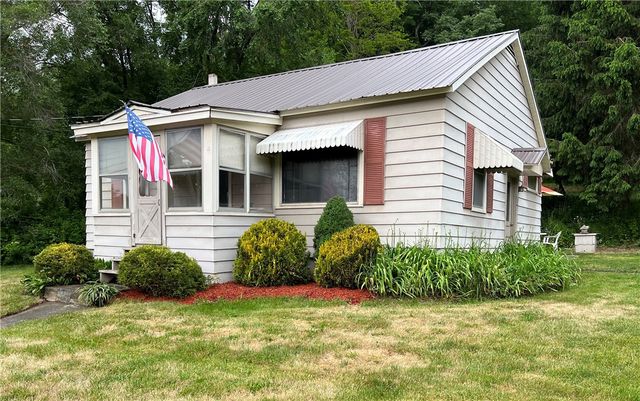 6495 State Route 7, Maryland, NY 12116