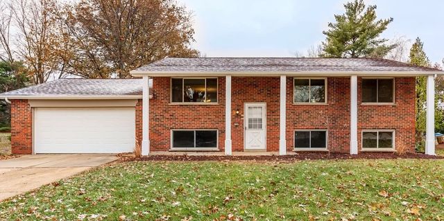 4168 Swift Dr, Bridgeton, MO 63044