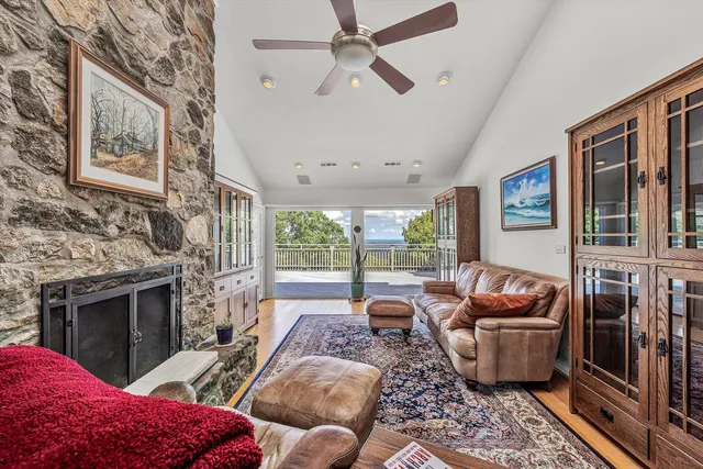 291 Windridge Pkwy, Hardy, VA 24101