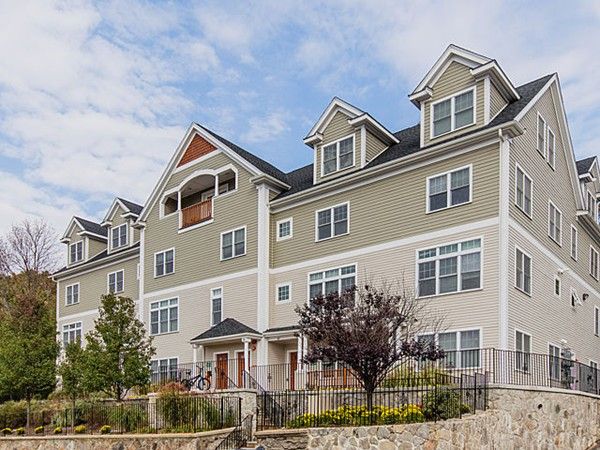 55 Circuit St #61, Roxbury, MA 02119