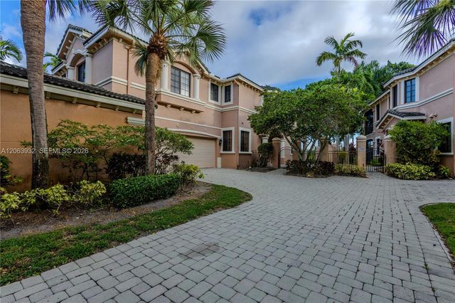 2703 Center Court Dr #14, Fort Lauderdale, FL 33332