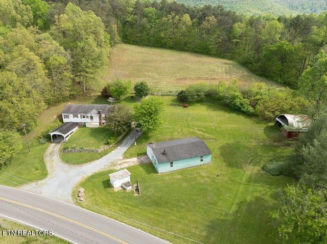 307 Blowing Cave Rd, Sevierville, TN 37876