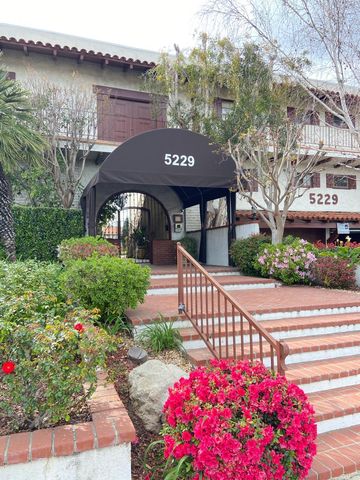 5229 Balboa Blvd #37, Encino, CA 91316