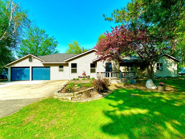 25986 River Rd, Cohasset, MN 55721