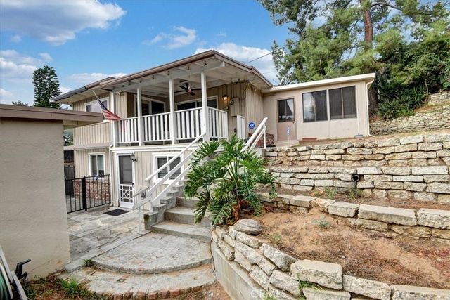 275 Churchill Rd, Sierra Madre, CA 91024