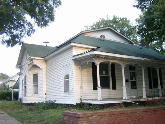 410 Atlanta Ave, Sheffield, AL 35660