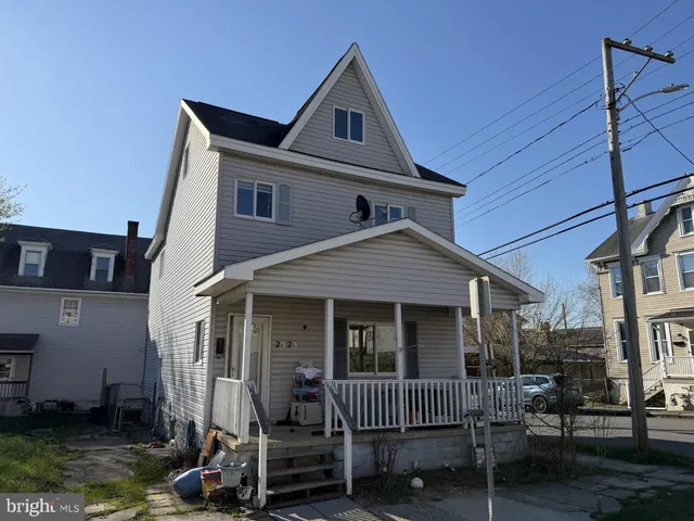 2323 W  Chestnut Ave, Altoona, PA 16601