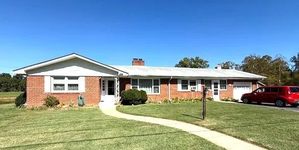 340 W  Wood St, Covington, VA 24426