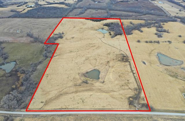 1 Highway M, Brunswick, MO 65236