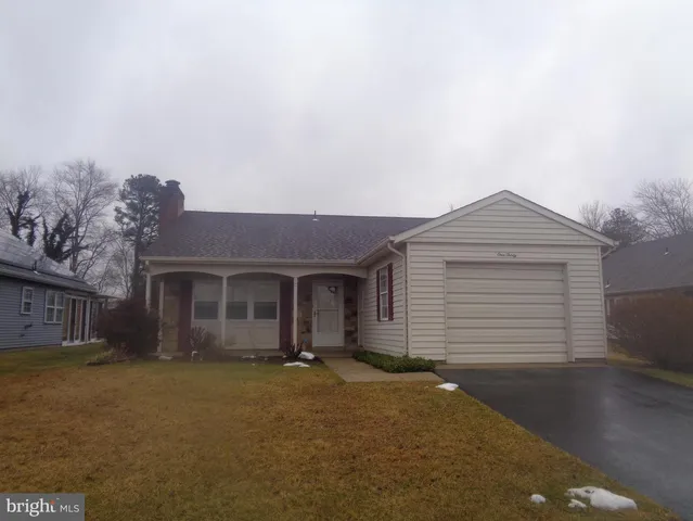 130 Dorchester Dr, Southampton, NJ 08088