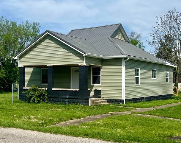401 W  Grissom Ave, Mitchell, IN 47446