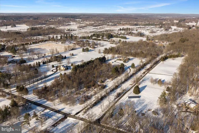 2096 Holicong Rd, New Hope, PA 18938