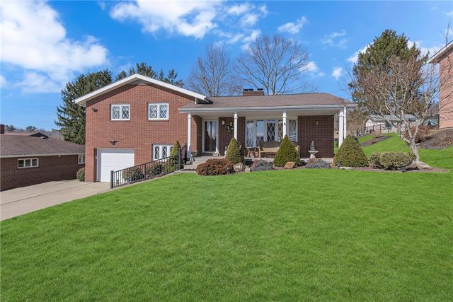 1112 Fairlane Dr, Aliquippa, PA 15001