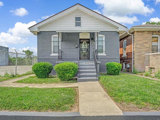 2134 Martin Luther King Dr, East Saint Louis, IL 62205