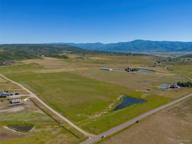 31350 Redtail Ln, Steamboat Springs, CO 80487