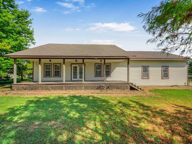 768 E  Main St, Adair, OK 74330