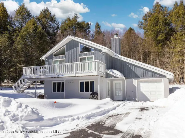 114 Conifer Lake Road W, Jewett, NY 12444