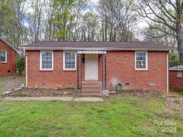 2131 Finchley Dr, Charlotte, NC 28215