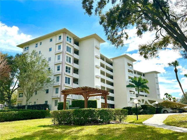 1235 S  Highland Ave #5-105, Clearwater, FL 33756
