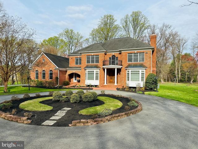 13610 Query Mill Rd, Gaithersburg, MD 20878