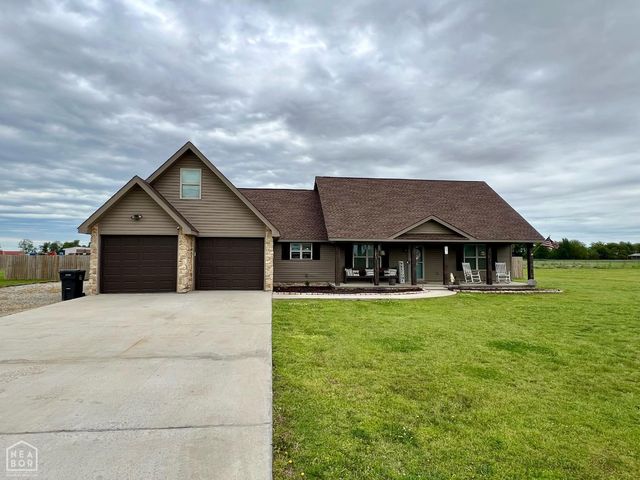 751 Midway Rd, Hoxie, AR 72433