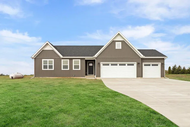 N6285 Blarney Stone Drive, Albany, WI 53502