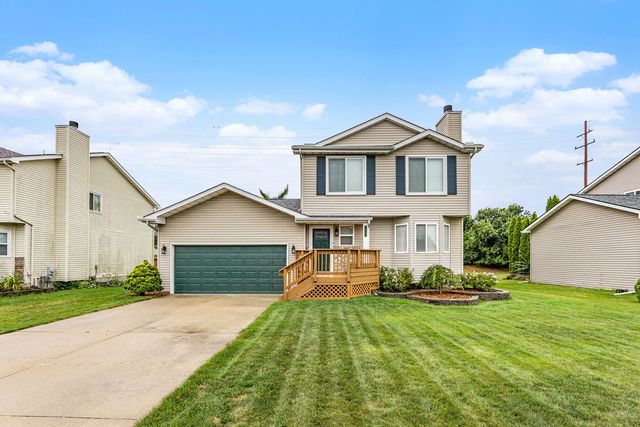 2644 Bonita Dr #67, Waterford, MI 48329
