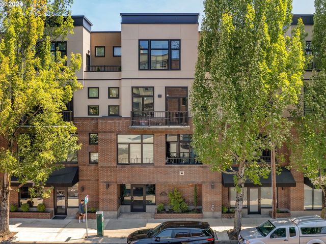 618 NW 12th Ave #206, Portland, OR 97209