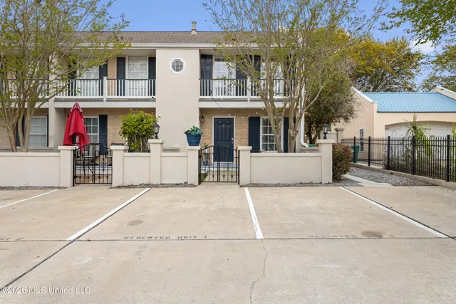 105 Demontluzin Ave #1, Bay Saint Louis, MS 39520