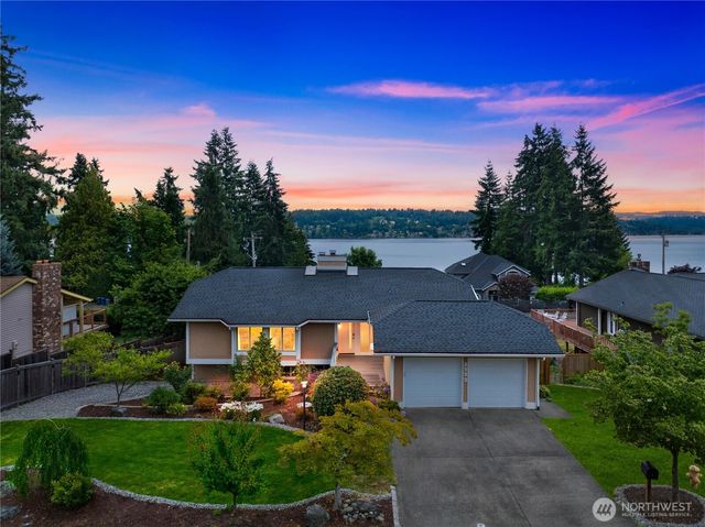 2500 171st Ave S.E., Bellevue, WA 98008