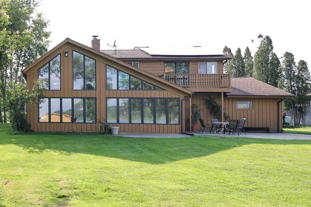 8374 S W166 Kurtze, Muskego, WI 53150