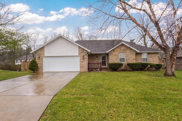 3552 West Vincent Drive, Springfield, MO 65810