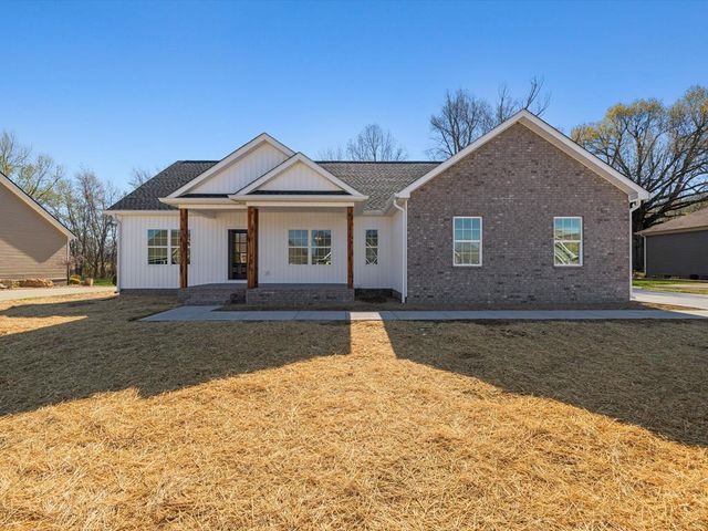 758 Gainesway Dr, Madisonville, KY 42431