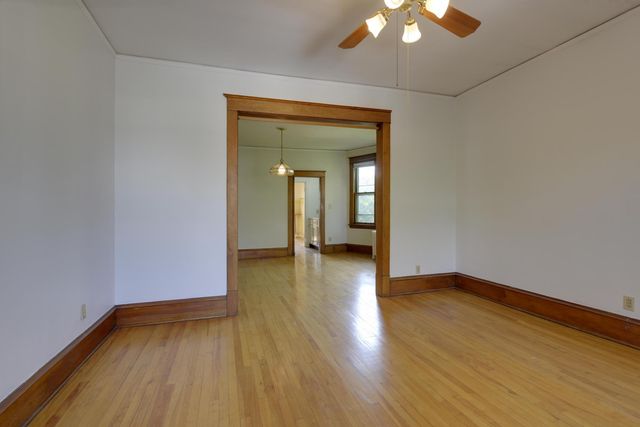569 Ottawa Ave #569, Saint Paul, MN 55107