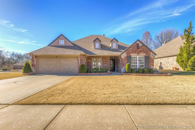 2324 S  Kalanchoe Ave, Broken Arrow, OK 74012