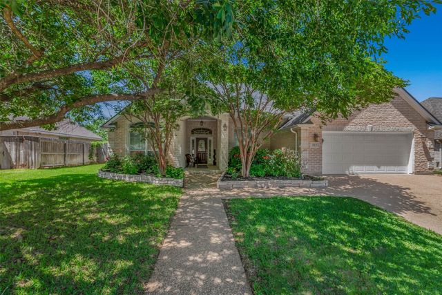 307 Agate Dr, College Station, TX 77845