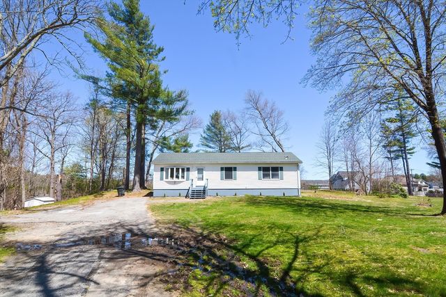 369 Thompson Rd, Webster, MA 01570