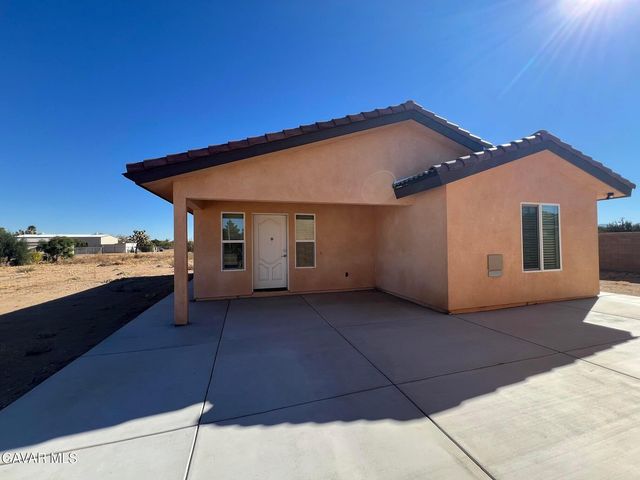 40716 30th St W, Palmdale, CA 93551