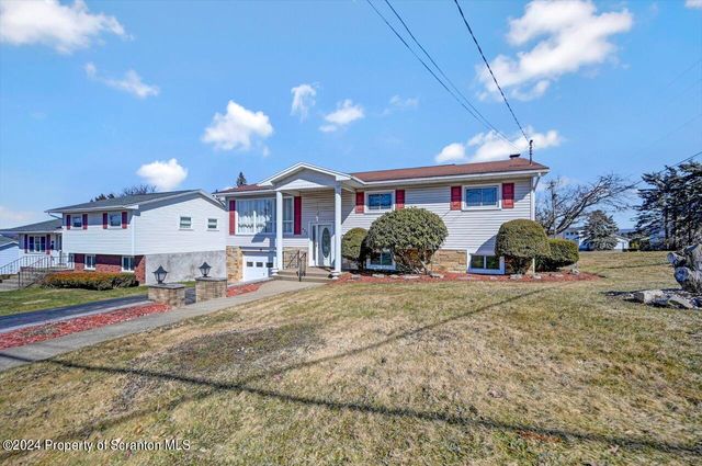 437 Jessup St, Dunmore, PA 18512